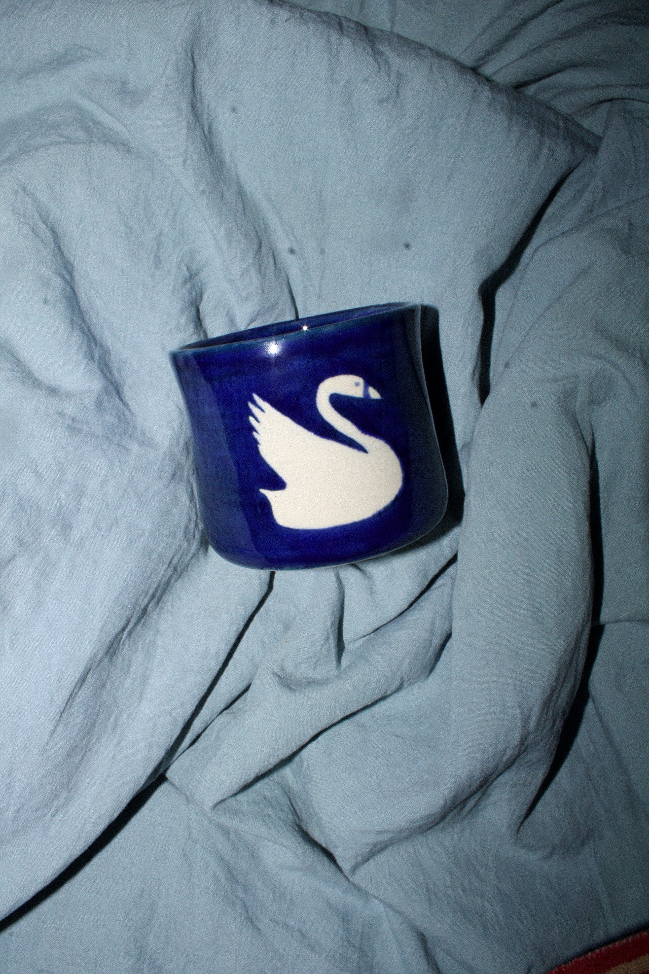 blue swan mini cup