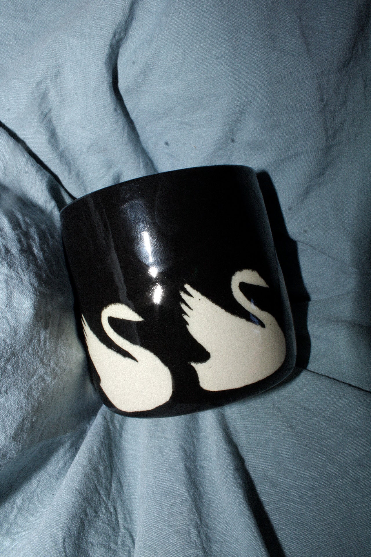 8 OZ swan ring