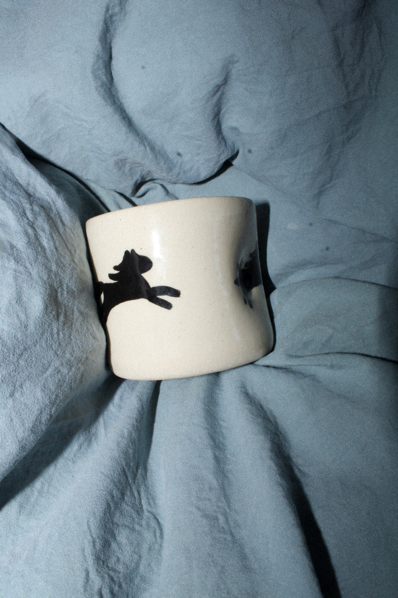 5 OZ horses running cup